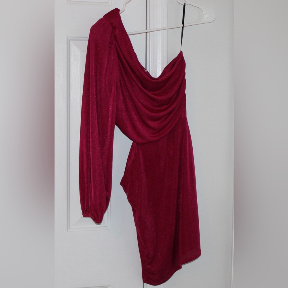 Alter’d State one sleeve mini dress with cut open side